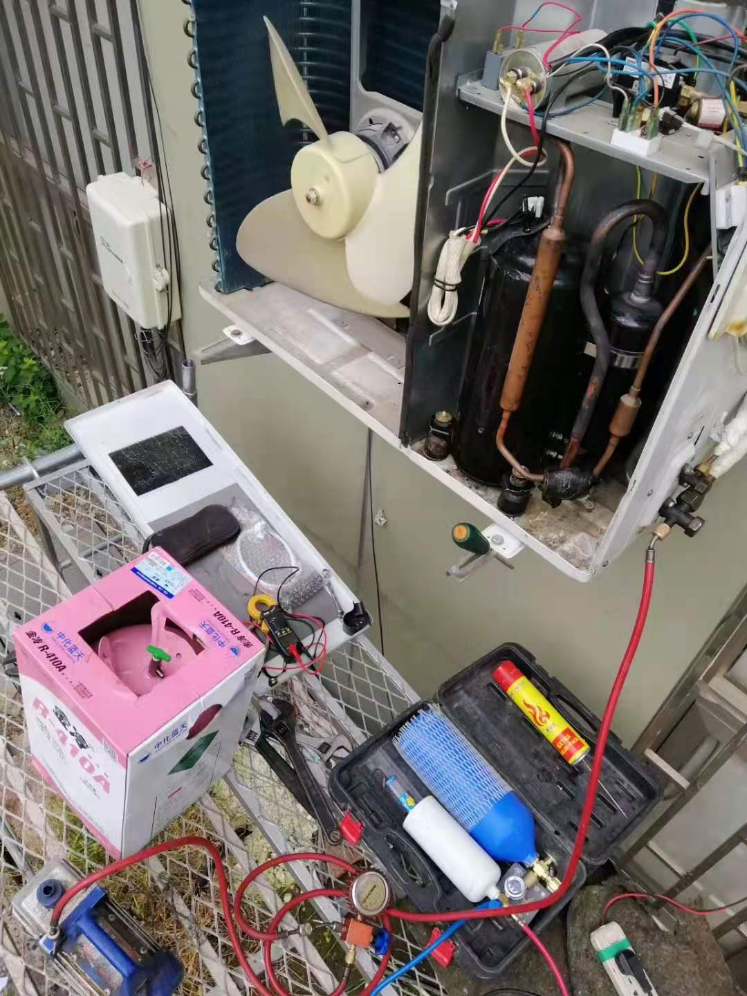 空调压缩机更换方法,空调压缩机焊接,中央空调压缩机维修