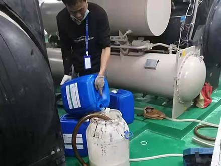 <b>中央空调换热器清洗</b>